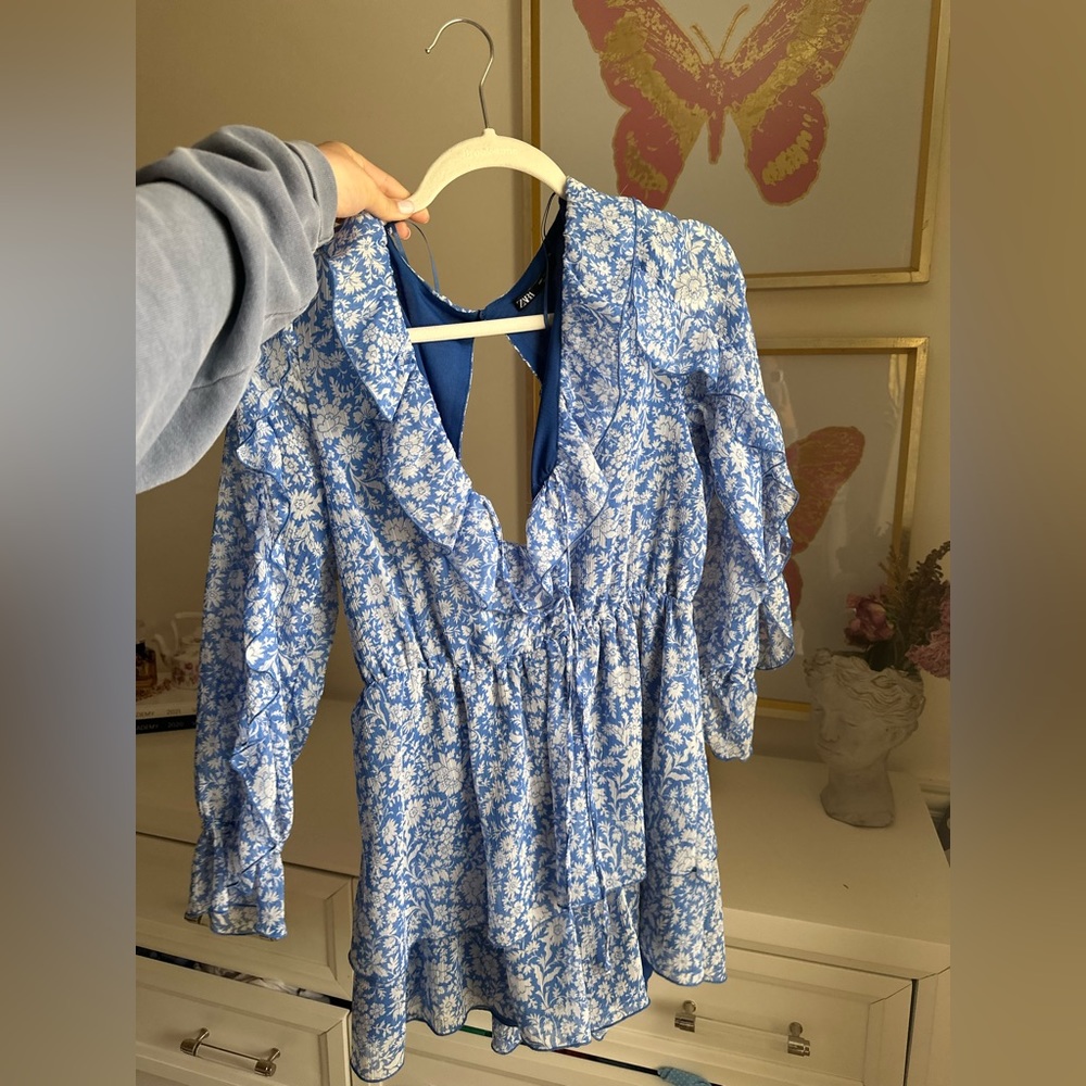 ZARA FLORAL ROMPER - Picture 2 of 4